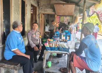 Bhabinkamtibmas Polsek Kedungwaringin Sambangi Warga Bojongsari, Sampaikan Pesan Kamtibmas