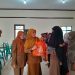 Bhabinkamtibmas Polsek Kedungwaringin Sambangi Warga Bojongsari, Sampaikan Pesan Kamtibmas