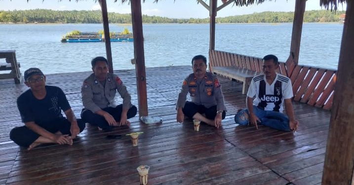 Kapolsek Wanasalam IPTU Wangsa Perkuat Kedekatan dengan Warga, Dorong Situ Cikoncang Jadi Destinasi Wisata Aman