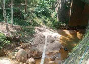Sungai Panguluran Tercemar Limbah Tambang, Warga Sumberagung Krisis Air Bersih Dan Bersuara Meminta Pemerintah Berikan Solusi.