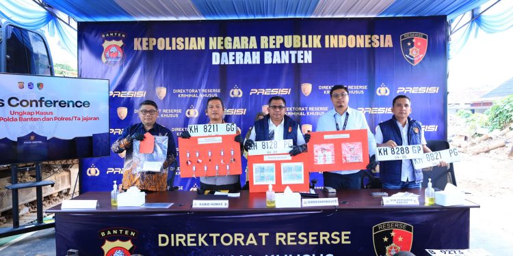 Polda Banten Ungkap 6 Lokasi Tambang Ilegal dan Penyalahgunaan BBM Bersubsidi, 7 Tersangka Ditahan