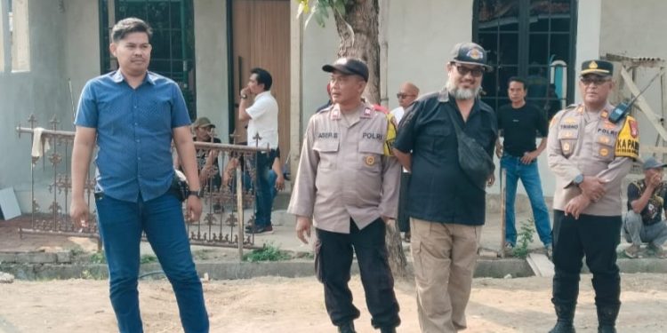 Polsek Kedungwaringin Kawal Pendaftaran Bakal Calon Kades H. Ibnu, Ribuan Pendukung Hadir Tertib