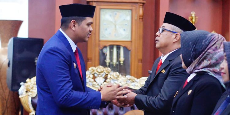 Bupati Bantaeng Lantik 19 Pejabat, Tekankan Peningkatan Pelayanan dan Kinerja Aparatur