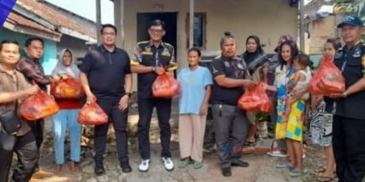 GMBI Lampung Bersama Polda Bagikan Sembako, Wujud Kepedulian Sambut HUT RI ke-81
