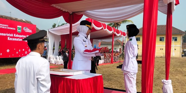 HUT RI ke-81 di Pagelaran Berlangsung Khidmat, Paskibra Sukses Kibarkan Merah Putih
