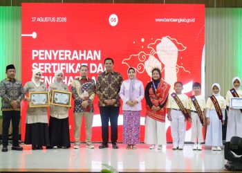 Malam Ramah Tamah HUT ke-81 RI, Bupati Bantaeng Berikan Apresiasi kepada Putra-Putri Terbaik Daerah