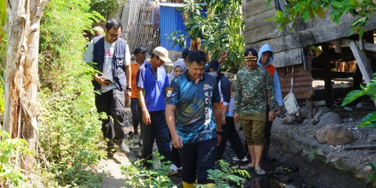 Hadapi Kekeringan, Bupati Bantaeng Turun Bersama Warga Bersihkan Irigasi di Biangloe