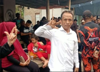Ratusan Pendukung Iringi Kampanye Ahmad Yani Nomor Urut 3, Keliling Labansari Sapa Warga