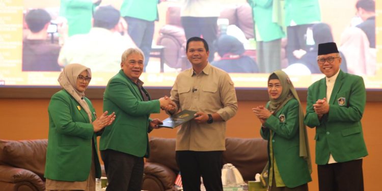 Bupati Bantaeng Jadi Dosen Luar Biasa UMI, Dorong Mahasiswa Jembatani Akademik dan Inovasi
