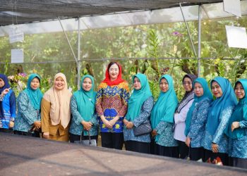 Ketua TP PKK Bantaeng Tinjau Green House Anggrek, Tetap Subur di Tengah Musim Kemarau
