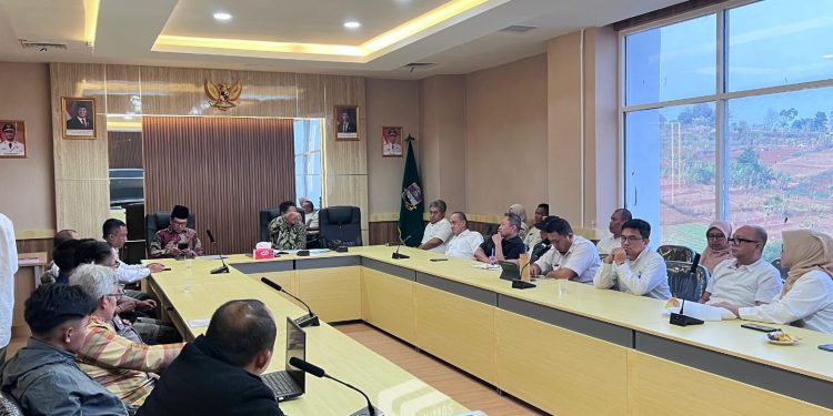 Sengketa Lahan Rumah Subsidi di KBB, Komisi III DPRD Gelar RDP dan Temukan Persoalan Perizinan