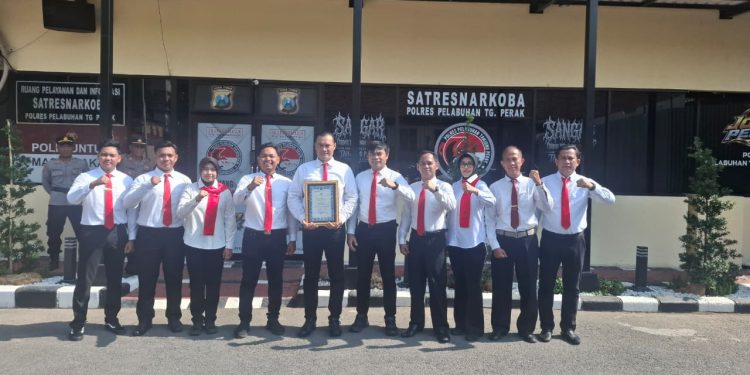 Polres Tanjung Perak Raih Penghargaan Pengungkapan Kasus Terbanyak, Kapolres: Jangan Cepat Puas!