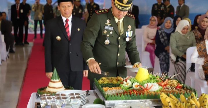 Plt Bupati Tulungagung Hadiri HUT ke-81 TNI, Apresiasi Sinergi dalam Pembangunan Daerah