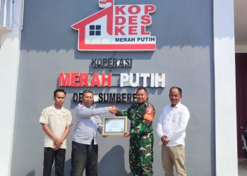 Sertu Rochani Raih Penghargaan Tabloid Pilar Post atas Dedikasi Mengawal Koperasi Desa Merah Putih