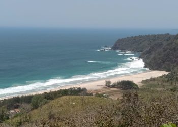 Pantai Modangan Donomulyo, Surga Tersembunyi Malang Selatan yang Bikin Betah