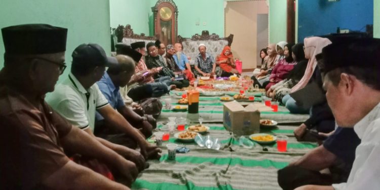 Panitia Ziarah Wali Lima Kecamatan Menganti Dibubarkan, Laporan Keuangan Disampaikan