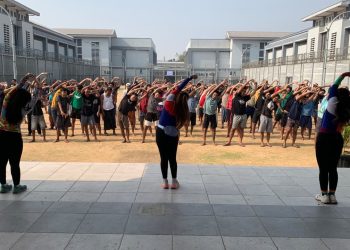 Warga Binaan Rutan Kelas I Surabaya Antusias Ikuti Senam Aerobik, Jaga Kebugaran di Tengah Masa Pembinaan