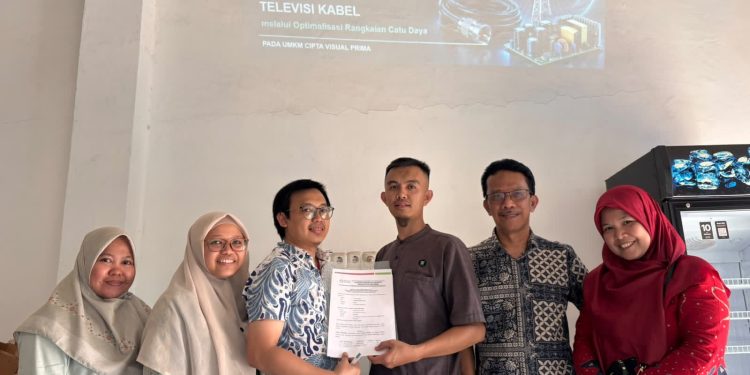 AK-Manufaktur Bantaeng Dampingi UMKM Cipta Visual Prima Optimalkan Sistem Catu Daya TV Kabel