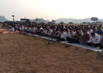 Kekeringan Melanda Malang Selatan, Ribuan Warga Pagak Gelar Salat Istisqa