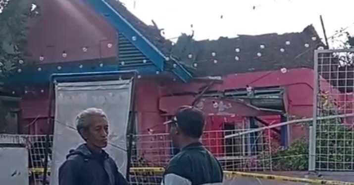 Kebakaran JEFSHOPID di Turen Malang, Toko Pakaian dan Isi Rumah Ludes Dilalap Api