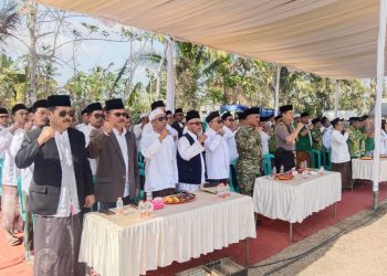 Ribuan Santri Padati Lapangan Rejosari, Camat Bantur Tekankan Penguasaan Teknologi dan Akhlak