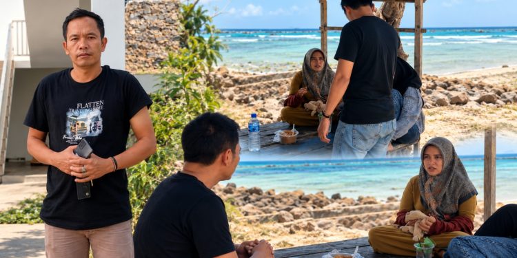Cegah Kecelakaan Laut, Kasi Trantibum Wanasalam Sehabudin Ingatkan Pengunjung dan Pedagang Pantai Binuangeun Taat Aturan