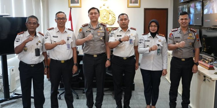 Perkuat Sinergi Pengamanan, Jajaran Pemasyarakatan Surabaya–Sidoarjo Sambangi Polresta